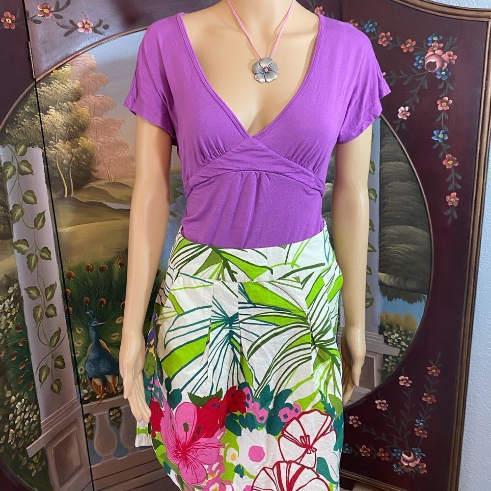Van Heusen Pleated Skirt Size 0, 100%. Cotton